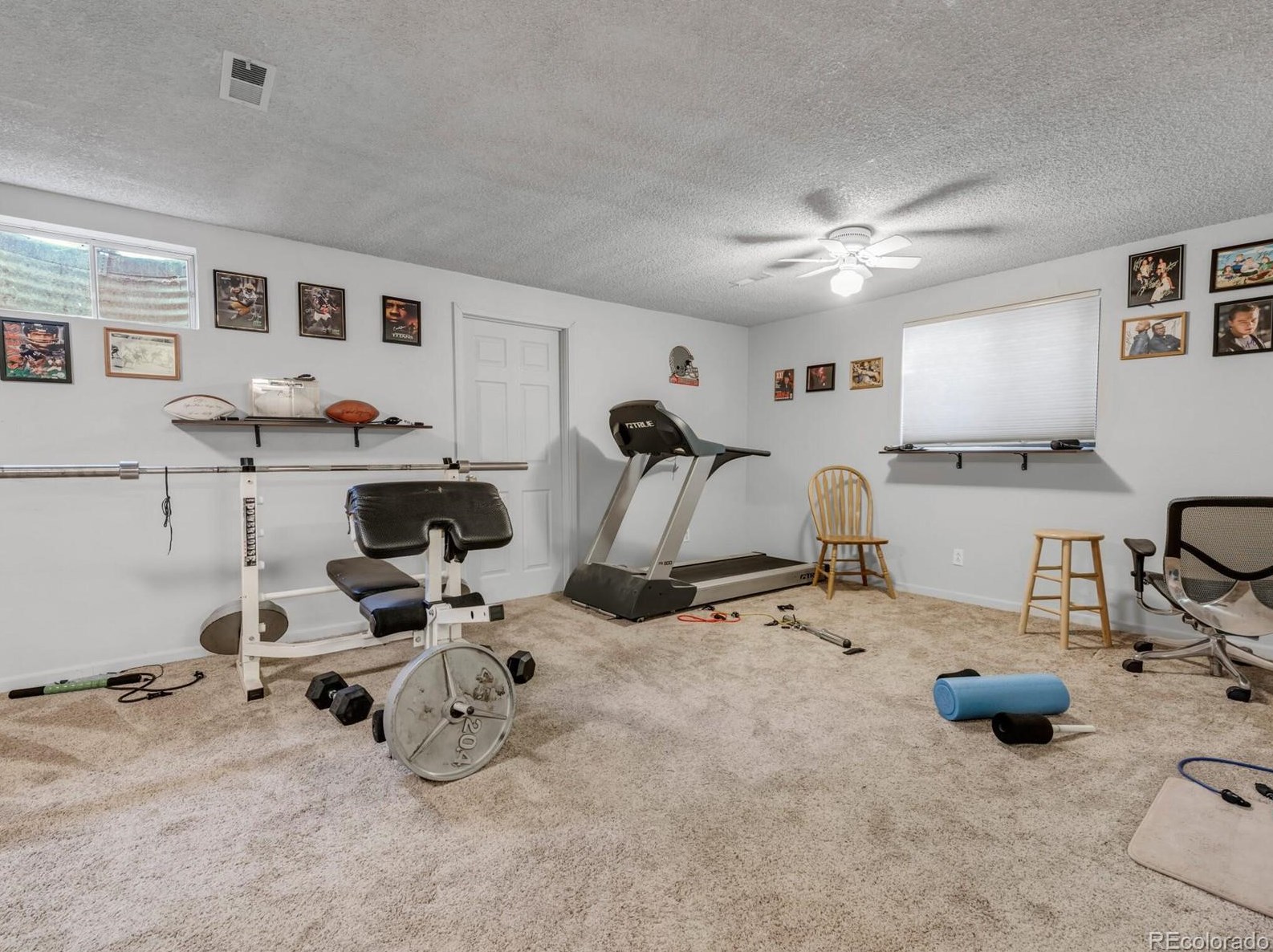 8720 Dover Cir, Arvada CO  80005-1549 exterior