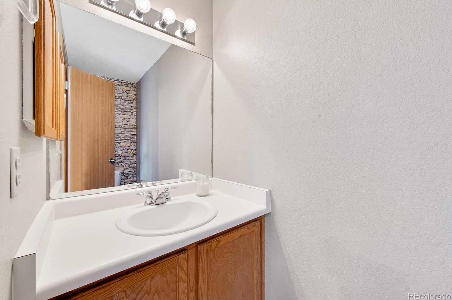 12676 Crestline Ave, Littleton CO  80127-6219 exterior