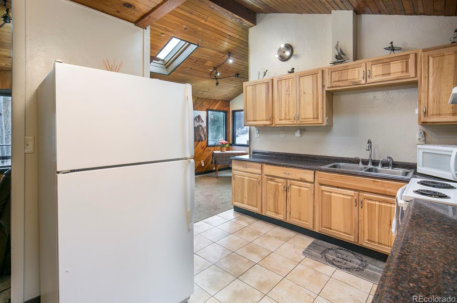 2197 Beaver Crk Rd, Arvada CO  80422-4562 exterior