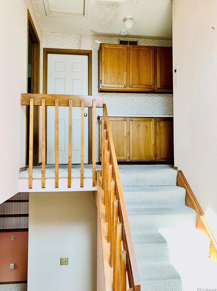 6221 Wolff St, Arvada CO  80003-6536 exterior