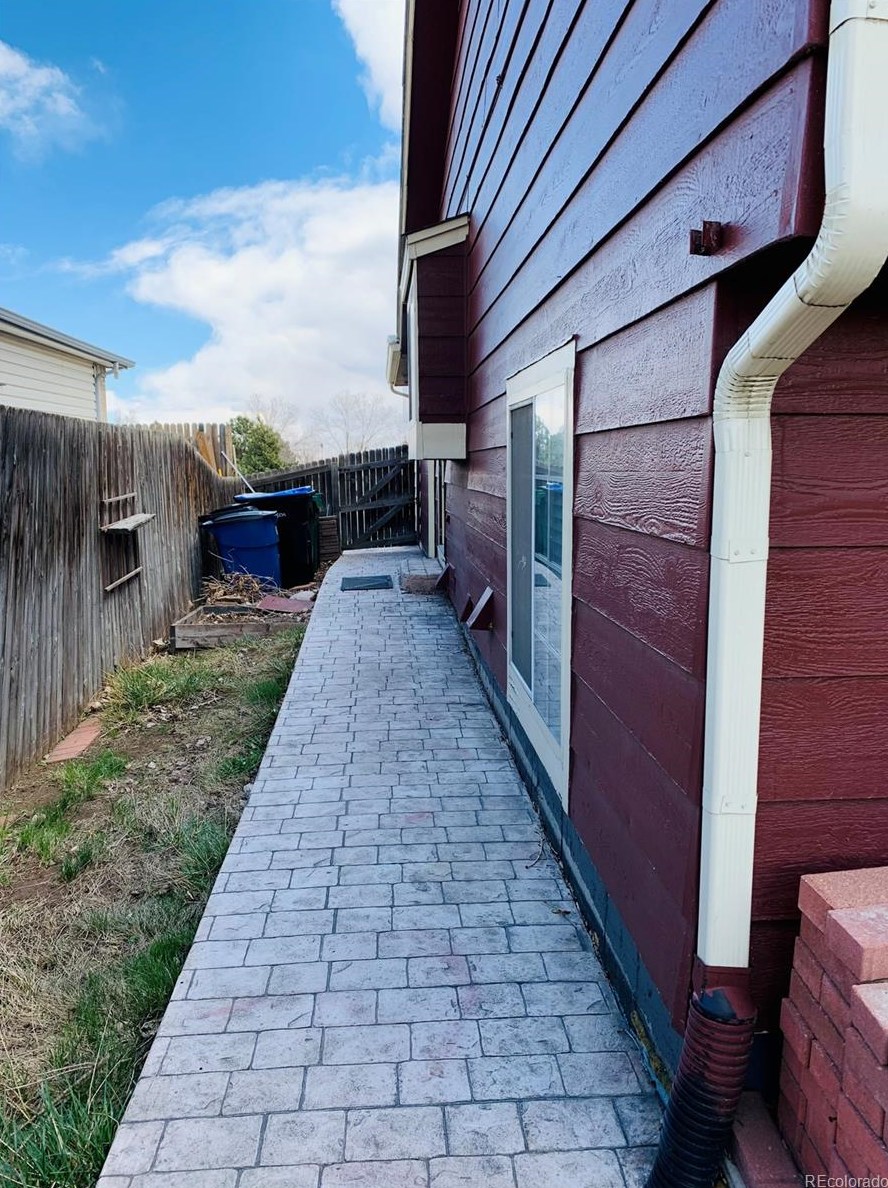 6221 Wolff St, Arvada CO  80003-6536 exterior