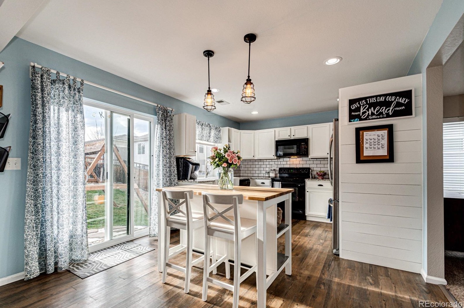 2129 Quartz St, Castle Rock CO 80109-3664 exterior