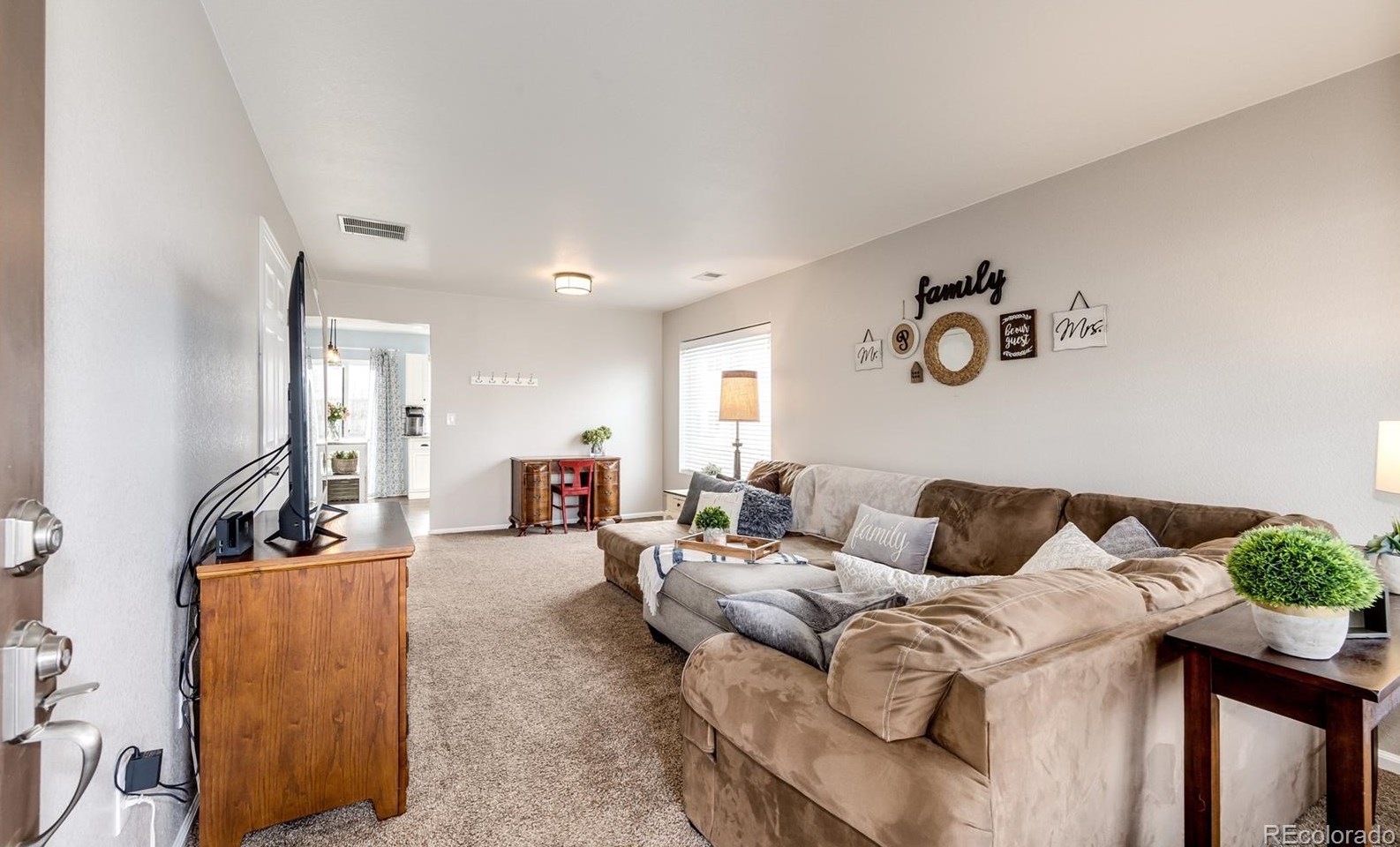 2129 Quartz St, Castle Rock CO 80109-3664 exterior