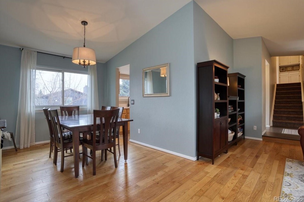 1002 Chimney Rock Rd, Littleton CO 80126-2552 exterior