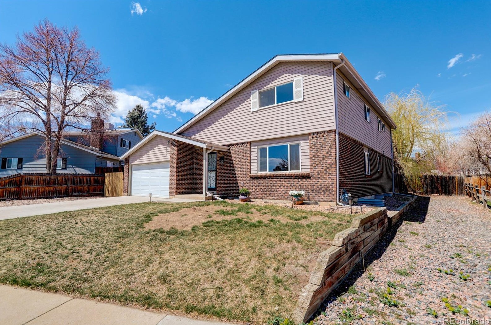 7515 Devinney Ct, Arvada CO  80005-2869 exterior
