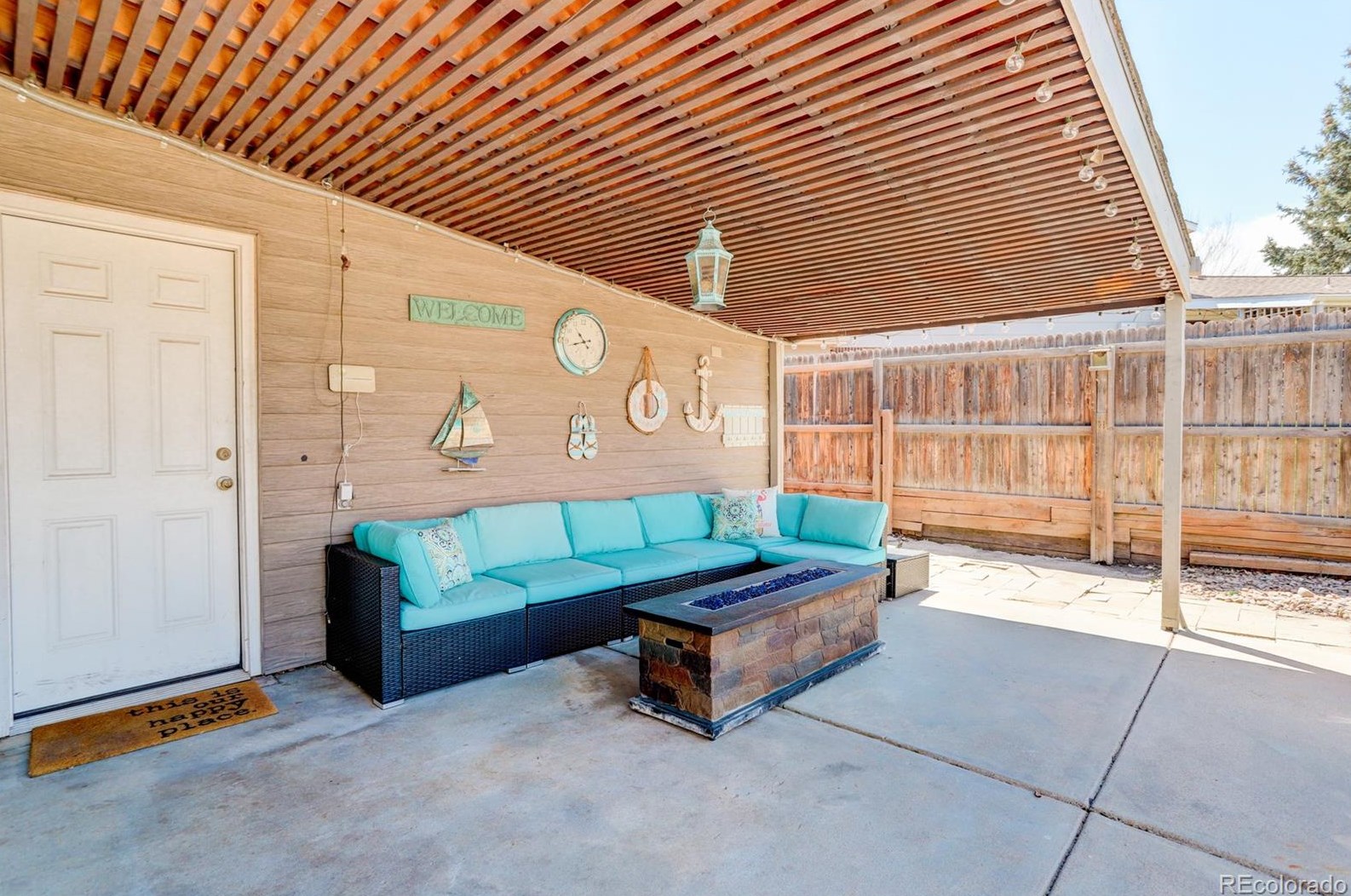 7515 Devinney Ct, Arvada CO  80005-2869 exterior