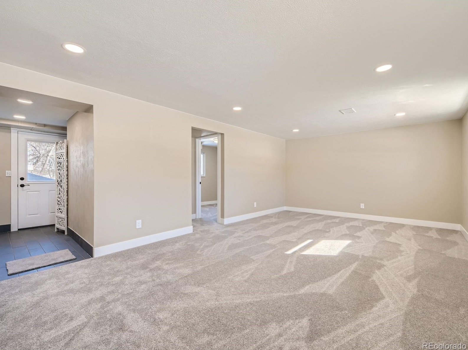 1115 Hinsdale Dr, Littleton CO  80120-4141 exterior