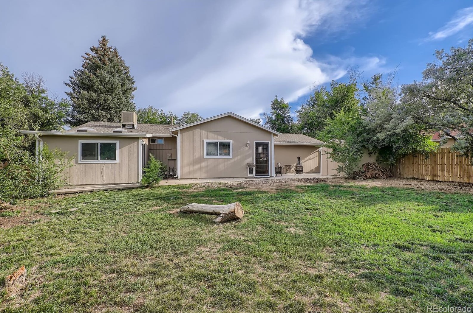 2690 Memphis Way, Denver CO 80017-2087 exterior