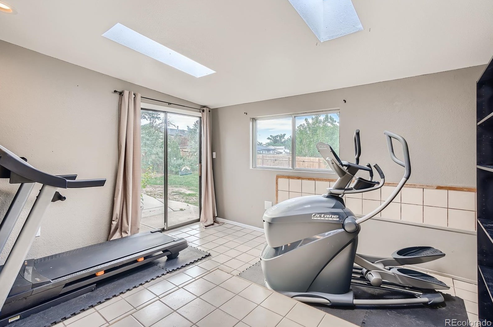 2690 Memphis Way, Denver CO 80017-2087 exterior