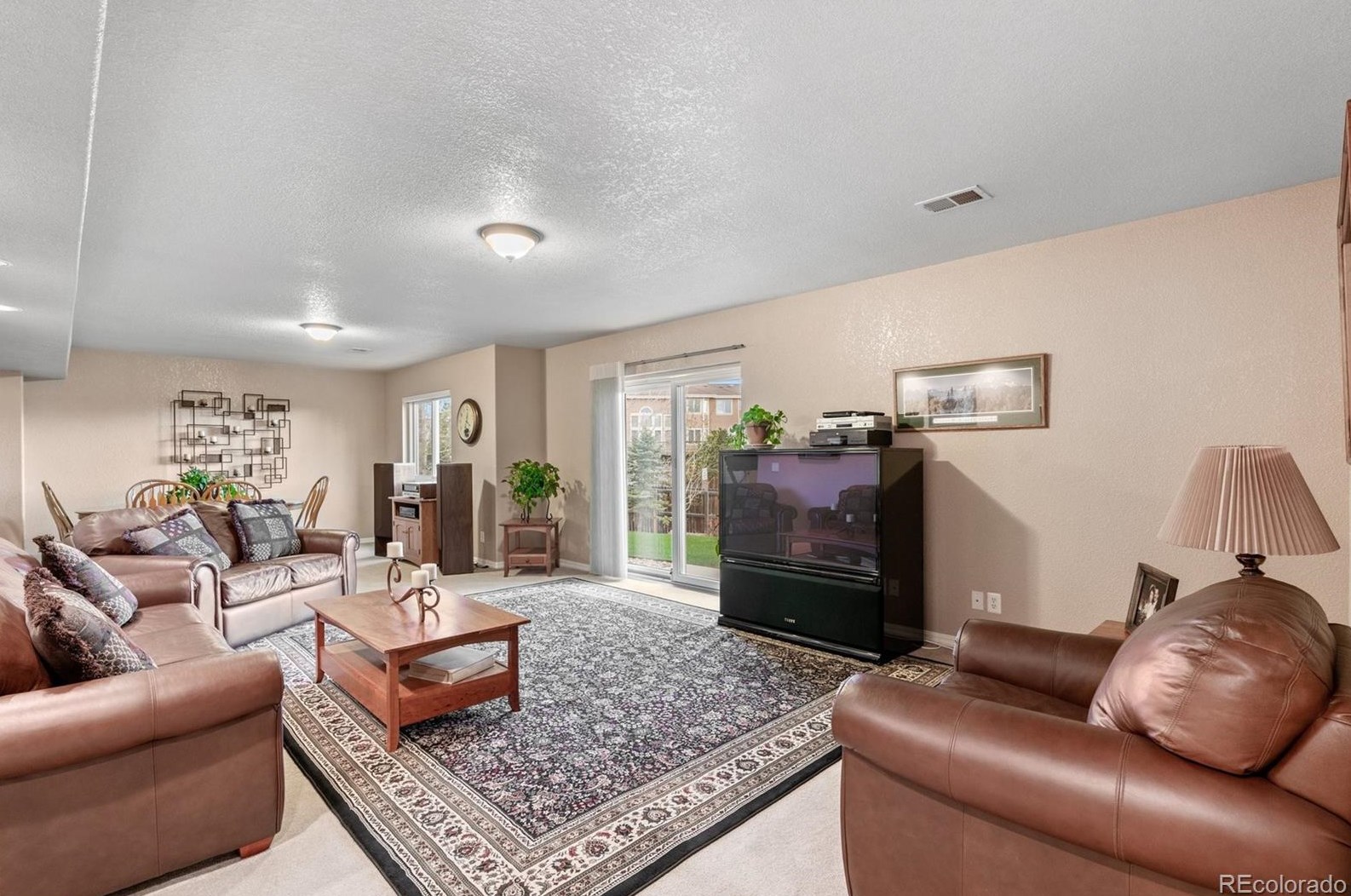 8347 Vivian St, Arvada CO  80005-5277 exterior