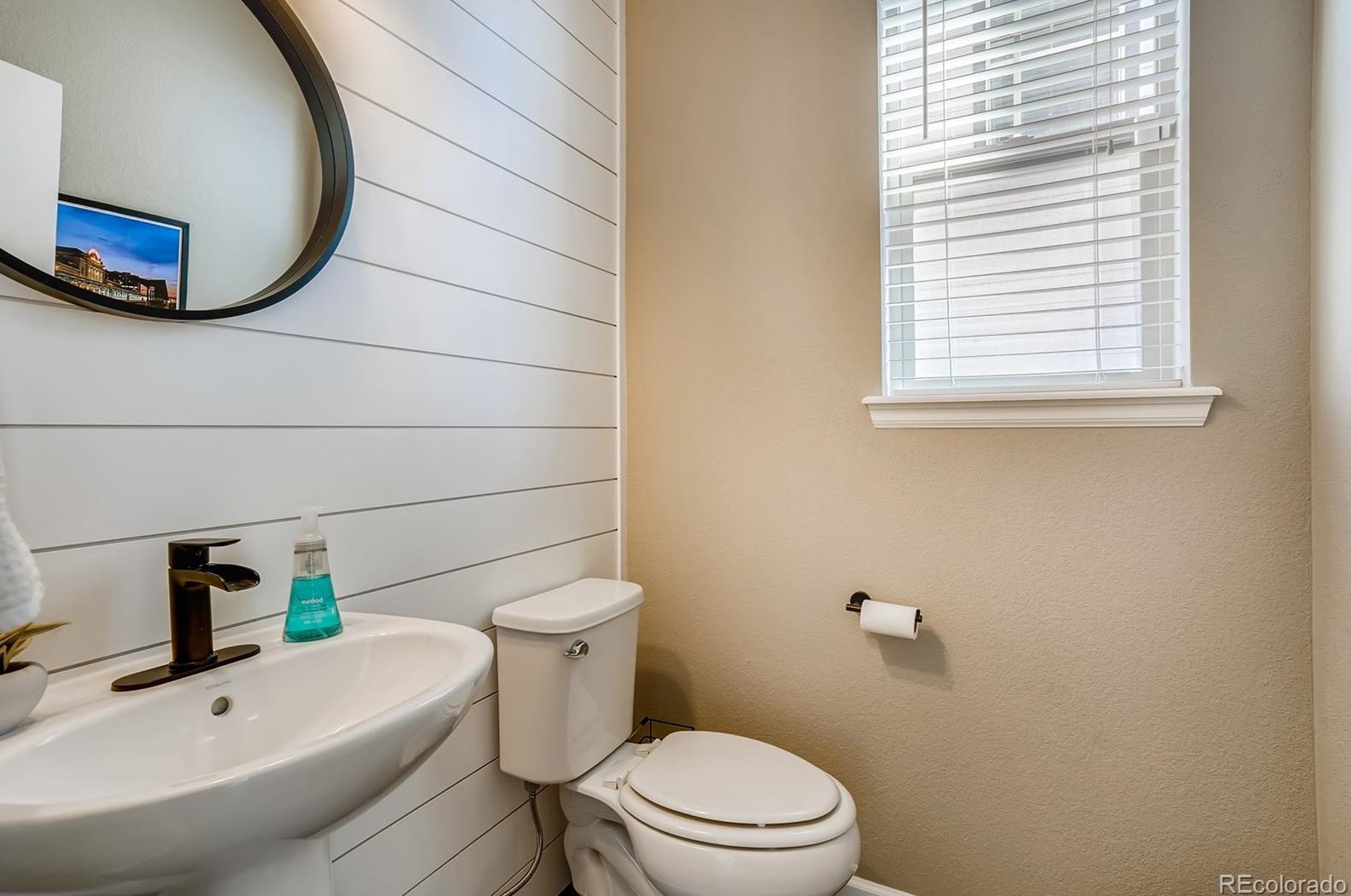 15022 70 Ave, Arvada CO  80003-3623 exterior