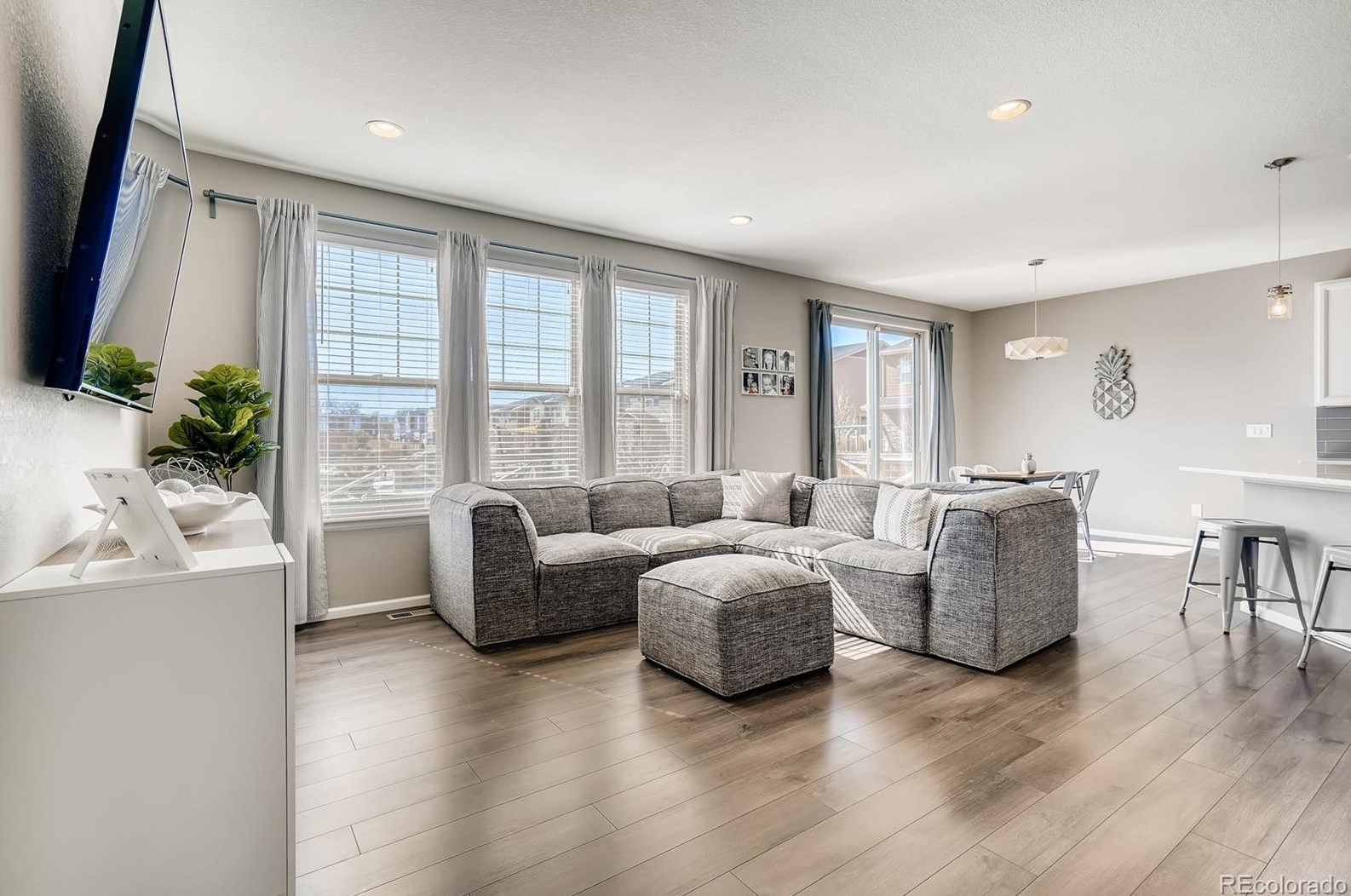 15022 70 Ave, Arvada CO  80003-3623 exterior