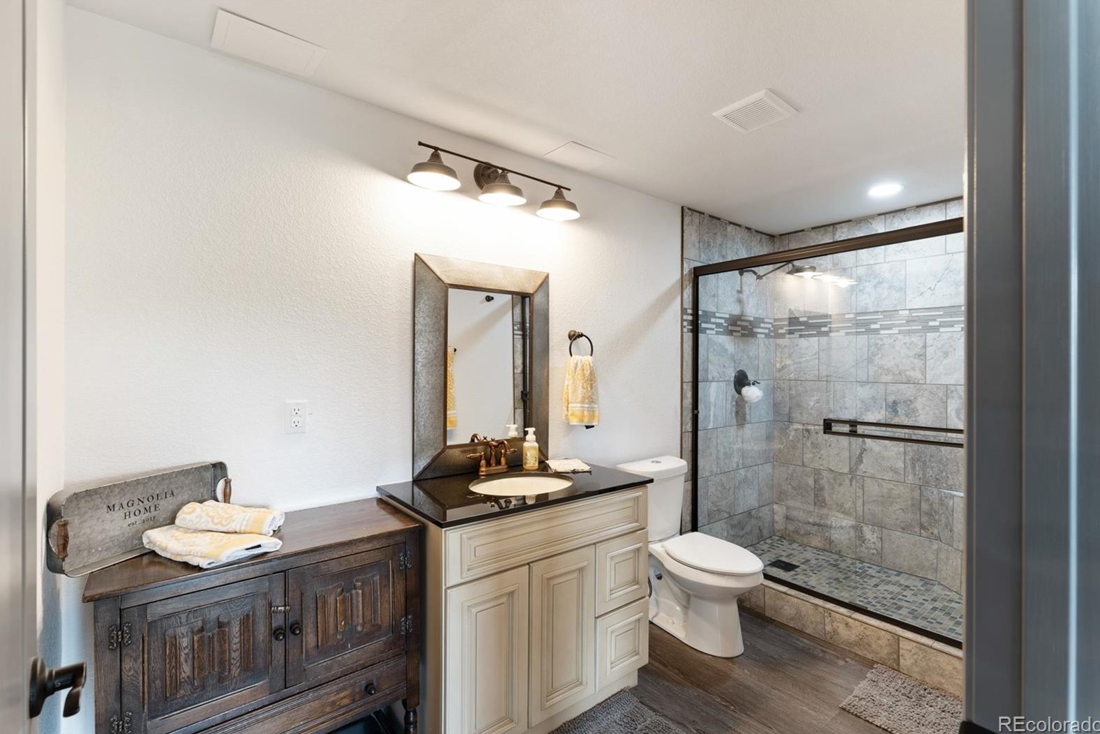 18690 84th Dr, Arvada CO  80007 exterior