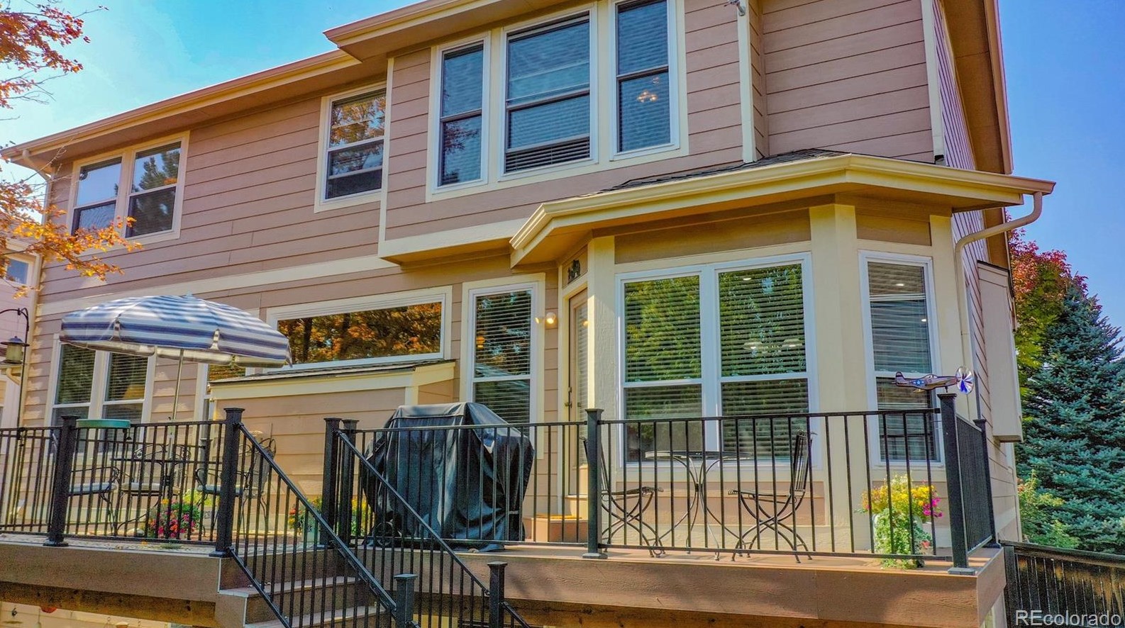 9738 Sylvestor Rd, Littleton CO 80129-6221 exterior