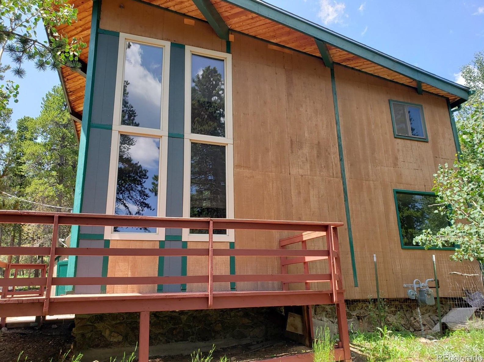 125 Lodge Pole Dr, Arvada CO  80422-8948 exterior