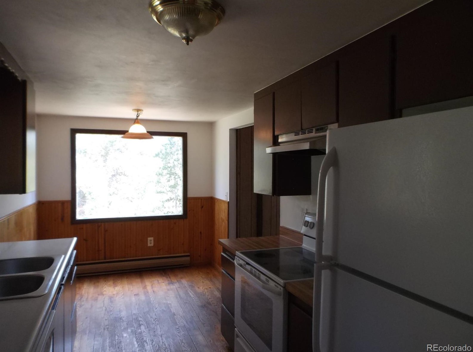 125 Lodge Pole Dr, Arvada CO  80422-8948 exterior