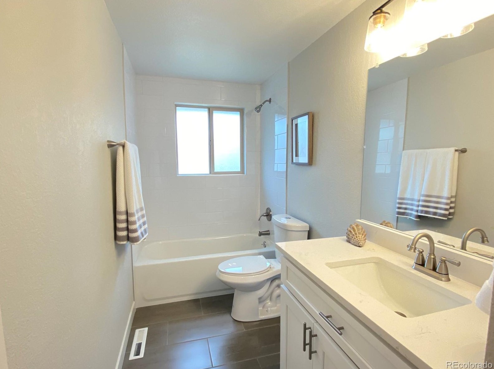 6871 Saulsbury St, Arvada CO  80003-3549 exterior