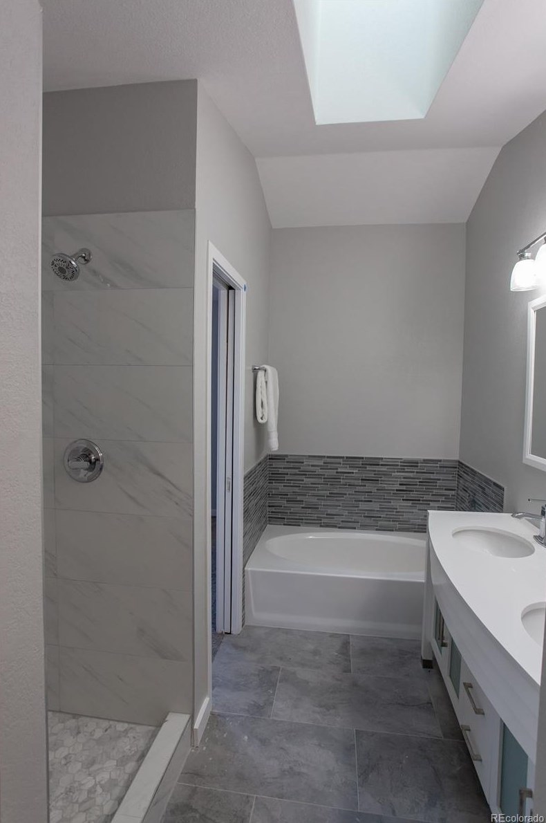 2019 Frk Dr, Lafayette CO 80026-3132 exterior