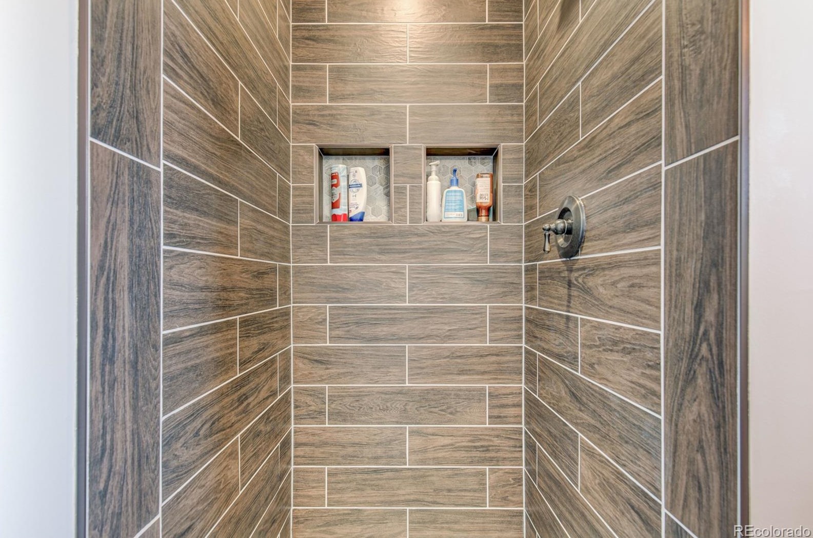 1850 Geddes Cir, Littleton CO 80122-2282 exterior