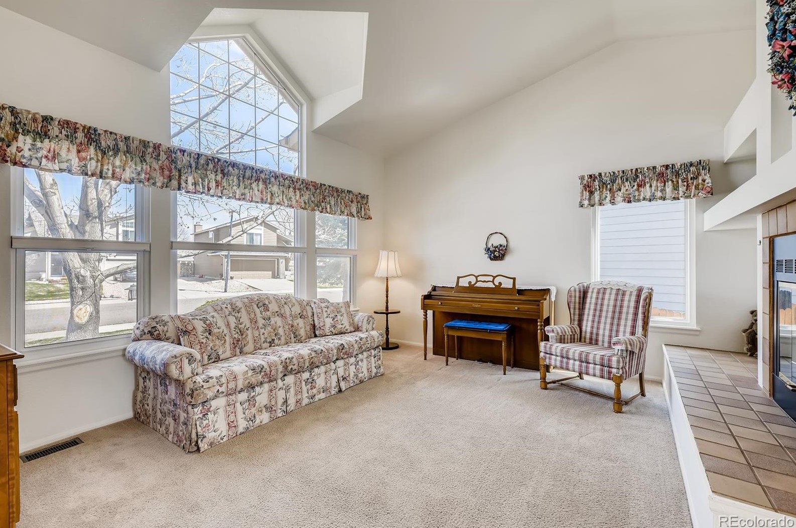 6425 Wright St, Littleton CO 80127-4800 exterior