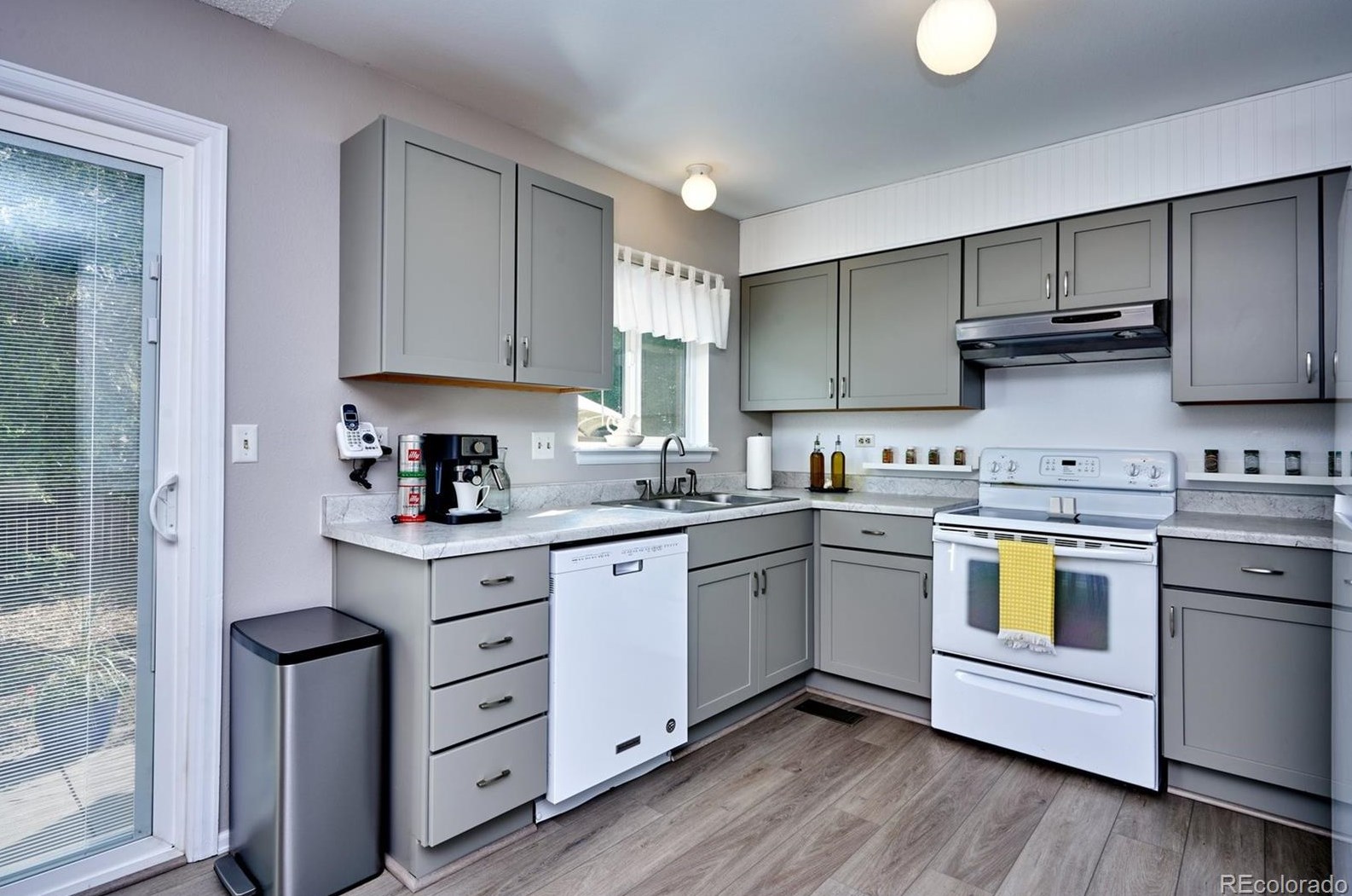 16791 Nassau Dr, Denver CO 80013-2903 exterior