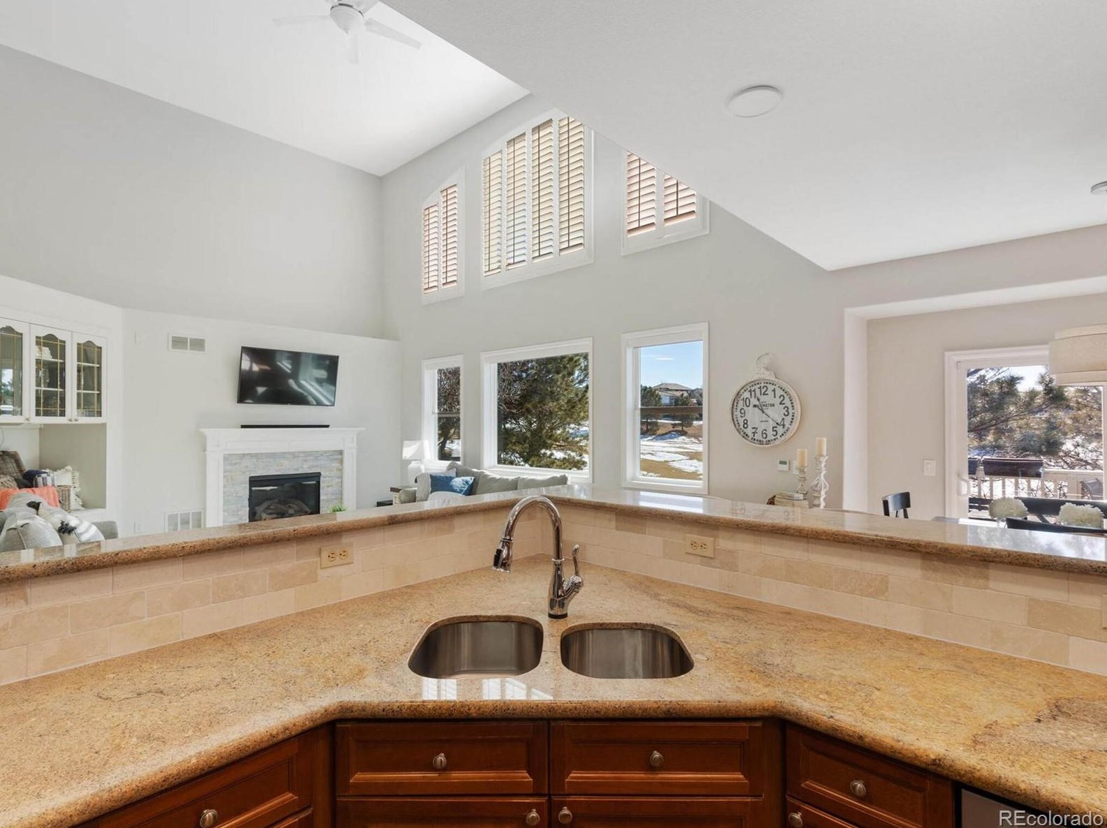 2816 Greensborough Dr, Littleton CO 80129-1531 exterior