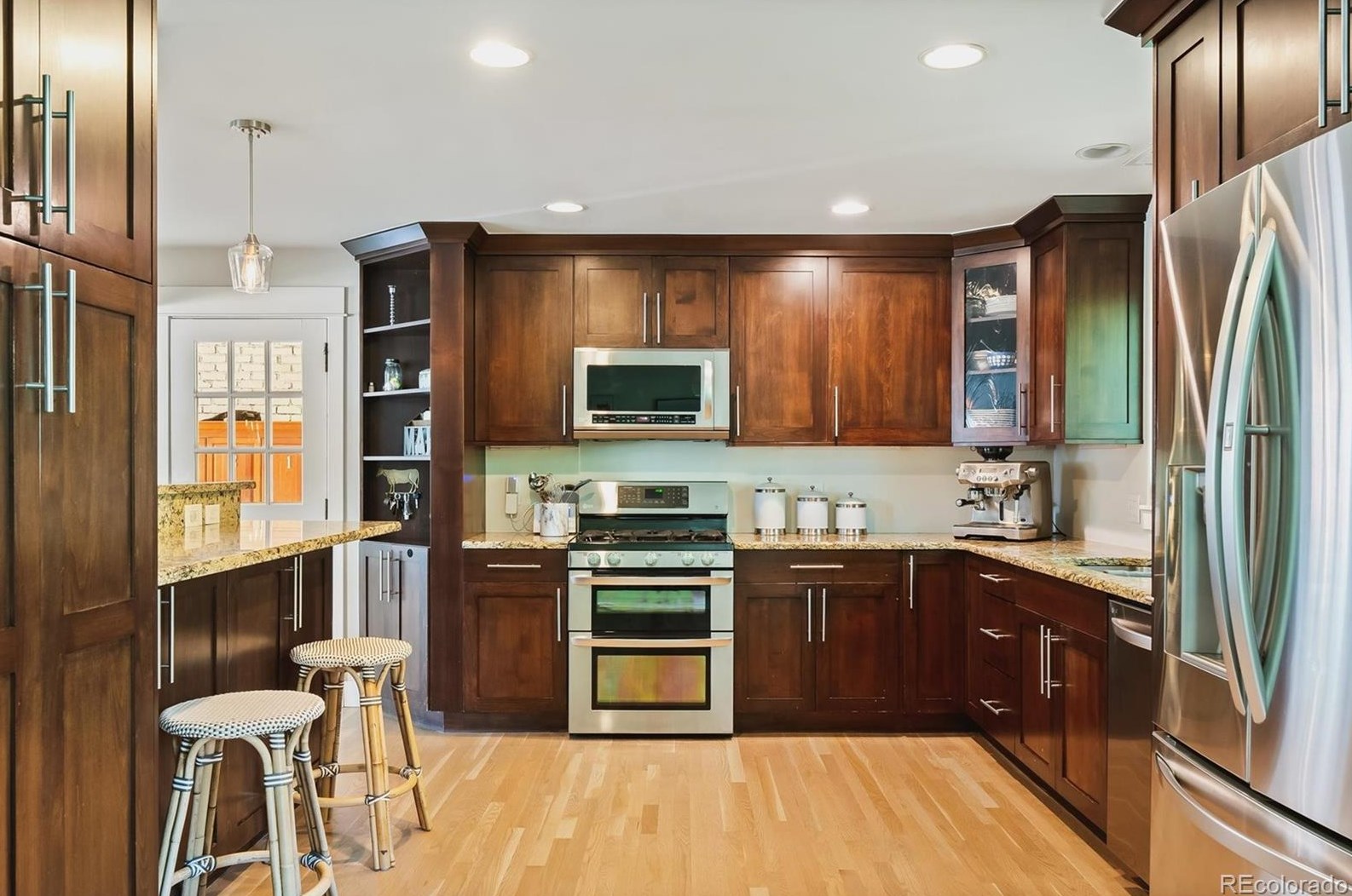 5 Fairway Ln, Littleton CO  80123-6669 exterior