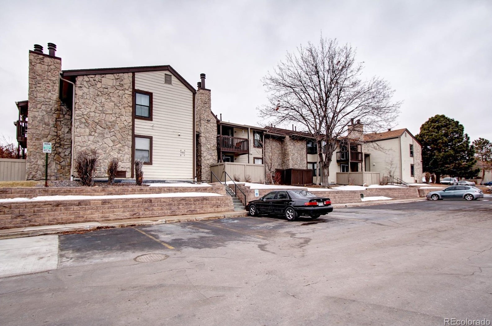 7880 87th Dr, Arvada CO  80005-1669 exterior