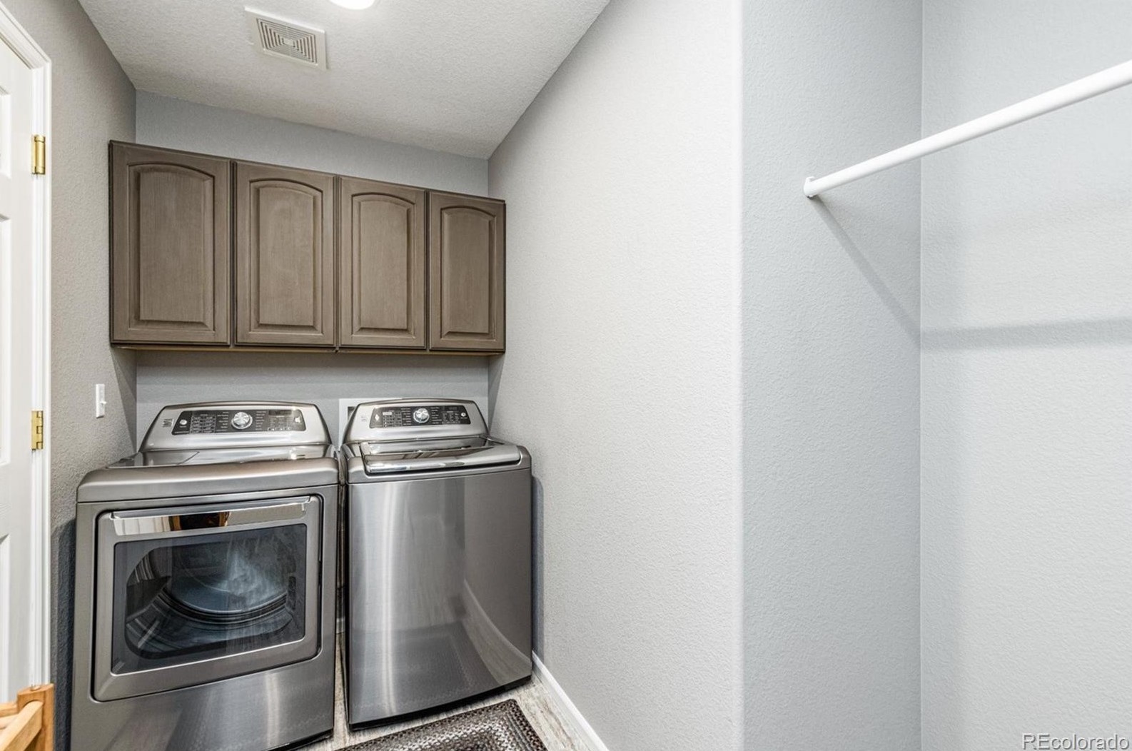 9629 Brook Hill Ln, Littleton CO 80124-5546 exterior