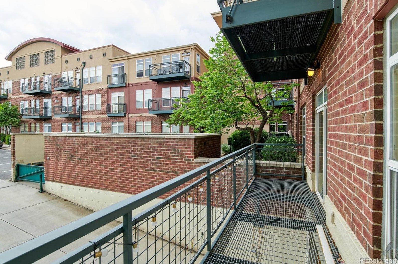 10176 Park Meadows Dr, Littleton CO 80124-8411 exterior