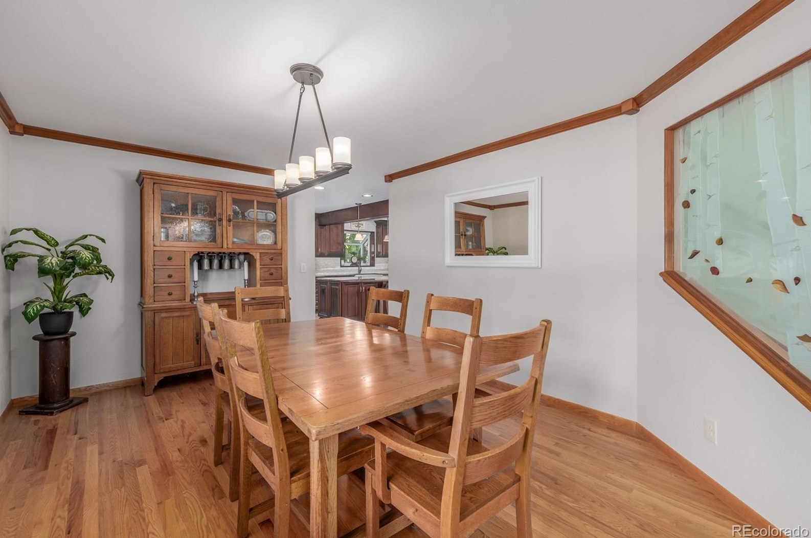 8233 Otero Ave, Littleton CO 80128-5530 exterior