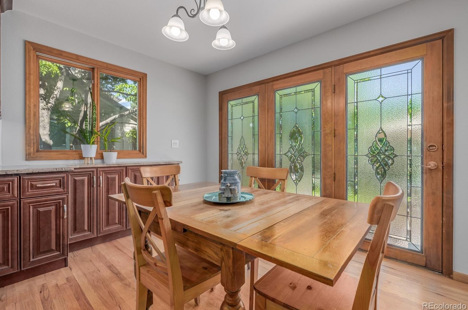 8233 Otero Ave, Littleton CO 80128-5530 exterior