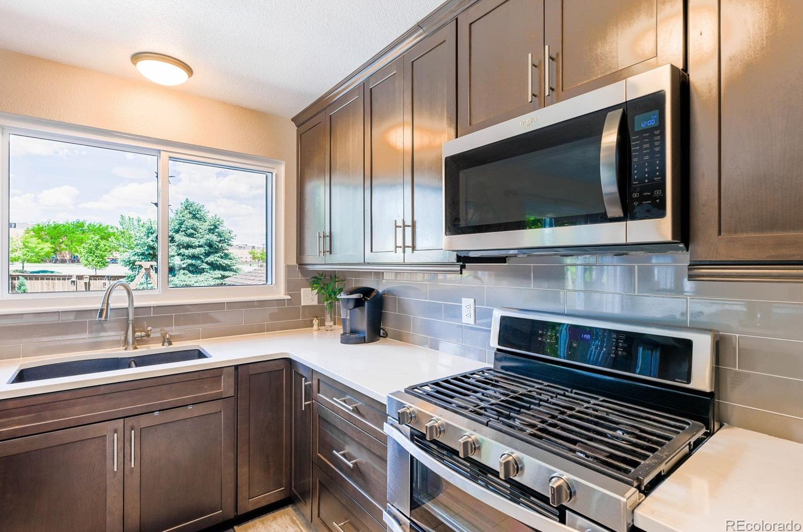 9369 Weeping Willow Ct, Littleton CO 80130-4471 exterior