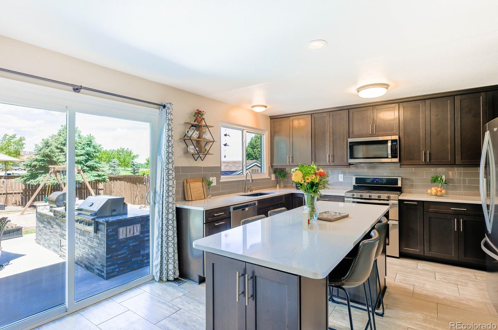 9369 Weeping Willow Ct, Littleton CO 80130-4471 exterior