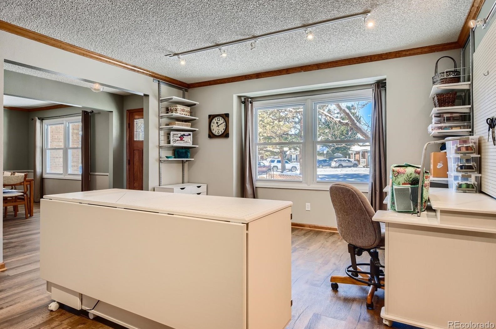 871 Kettle Ave, Littleton CO 80120-8002 exterior