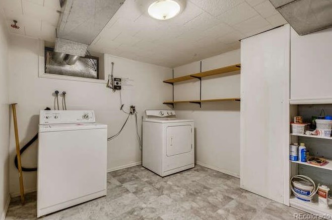 5704 Elati Way, Littleton CO 80120-2308 exterior