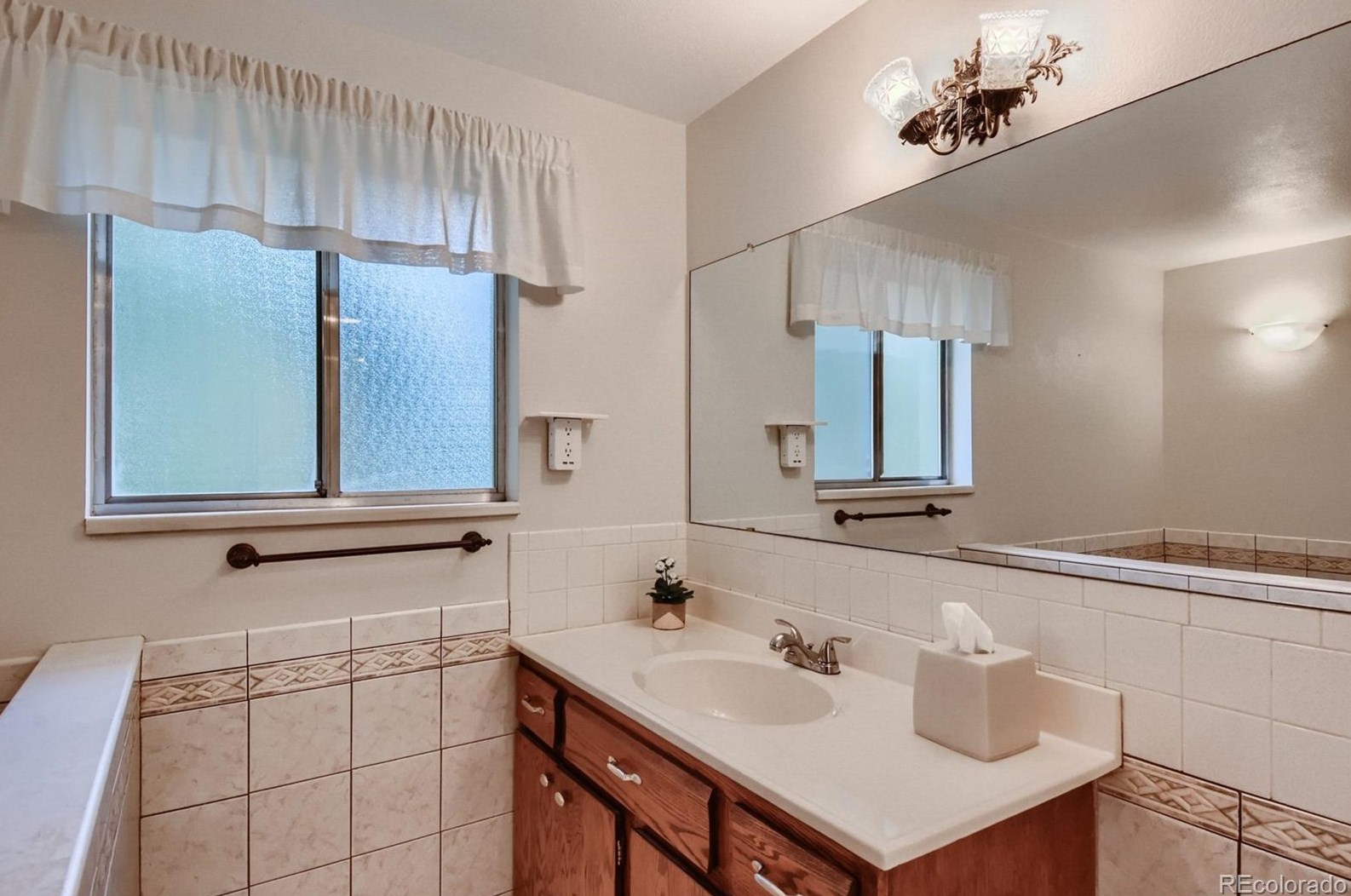 7264 Walden Dr, Littleton CO 80128-5466 exterior