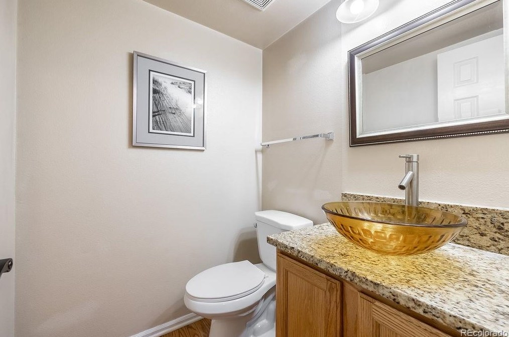 9725 Canberra Ct, Littleton CO 80130-7161 exterior