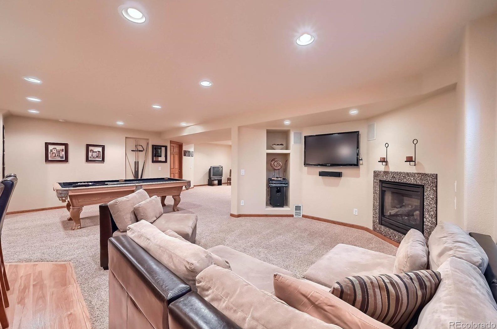 1947 Rose Petal Ct, Castle Rock CO 80109-3540 exterior