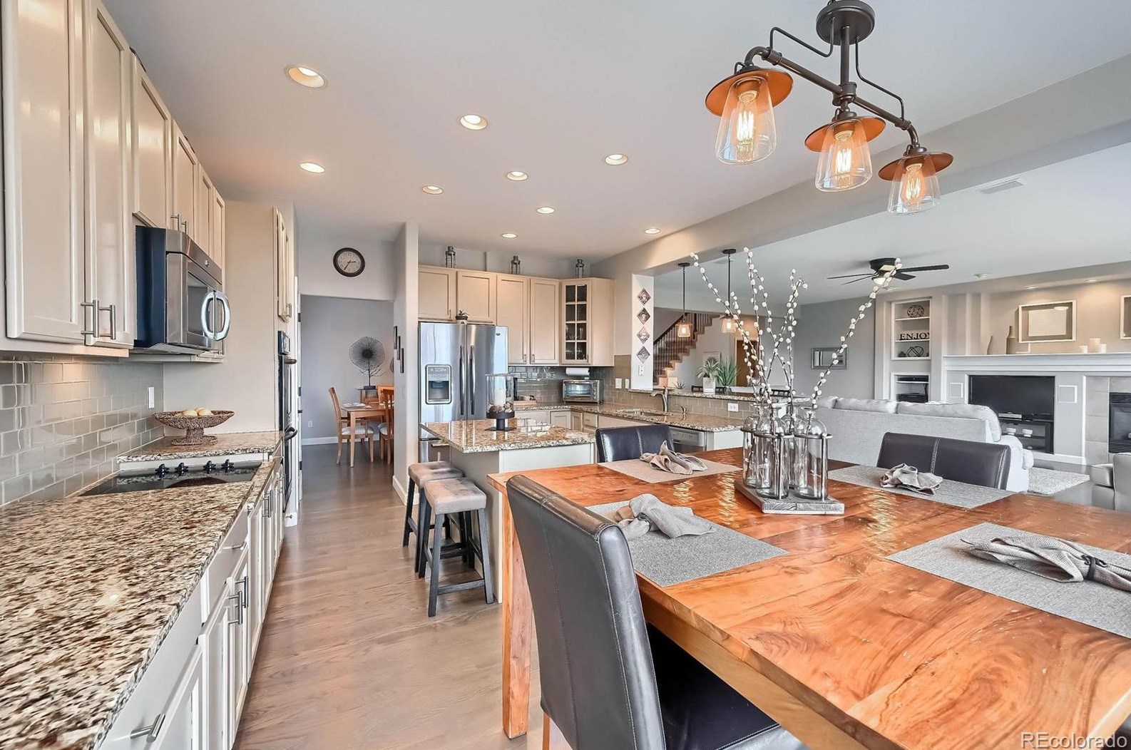 1947 Rose Petal Ct, Castle Rock CO 80109-3540 exterior