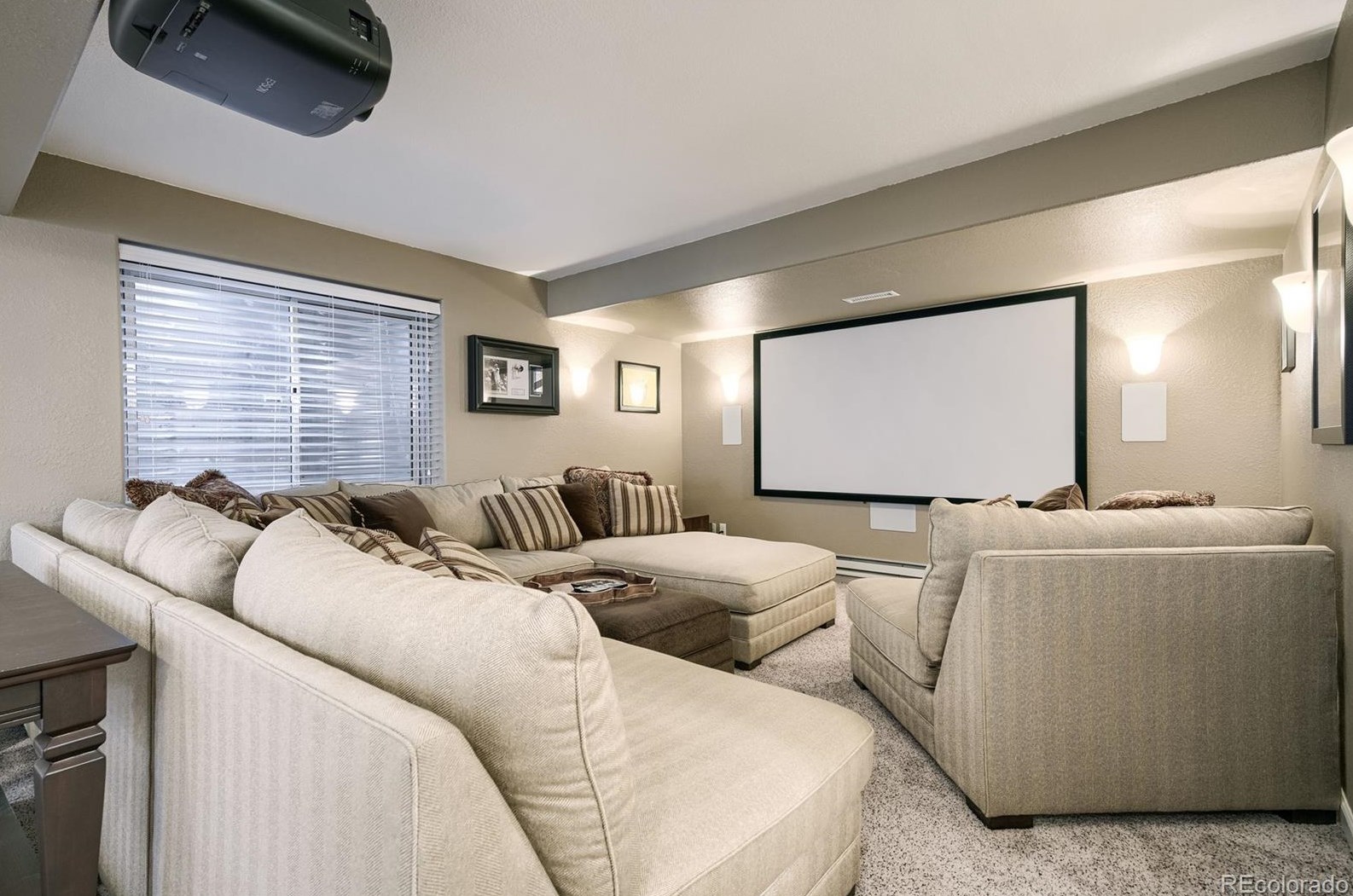 10536 Stable Ln, Littleton CO 80125-7956 exterior