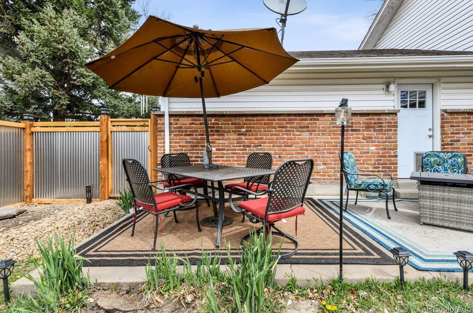 1426 Fair Ave, Littleton CO  80120-2642 exterior