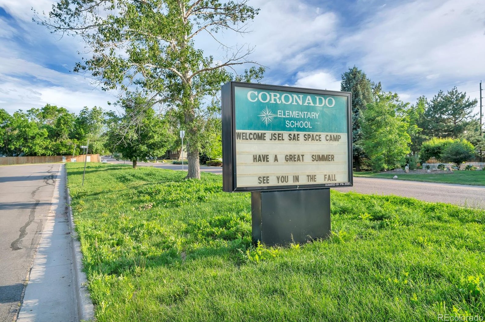 7896 Dover St, Littleton CO 80123-3311 exterior