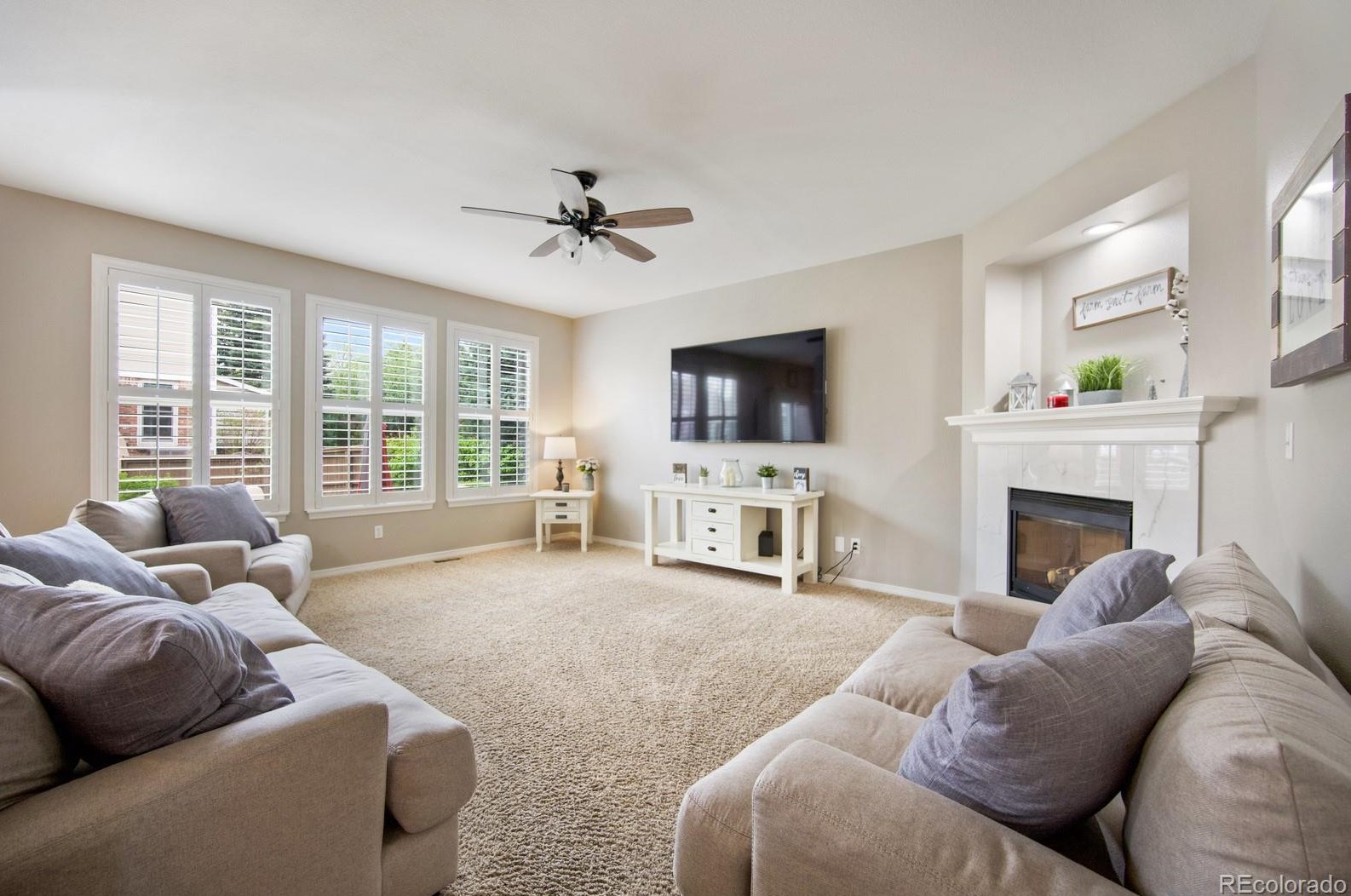 2383 Indian Paintbrush Cir, Littleton CO  80129-5785 exterior