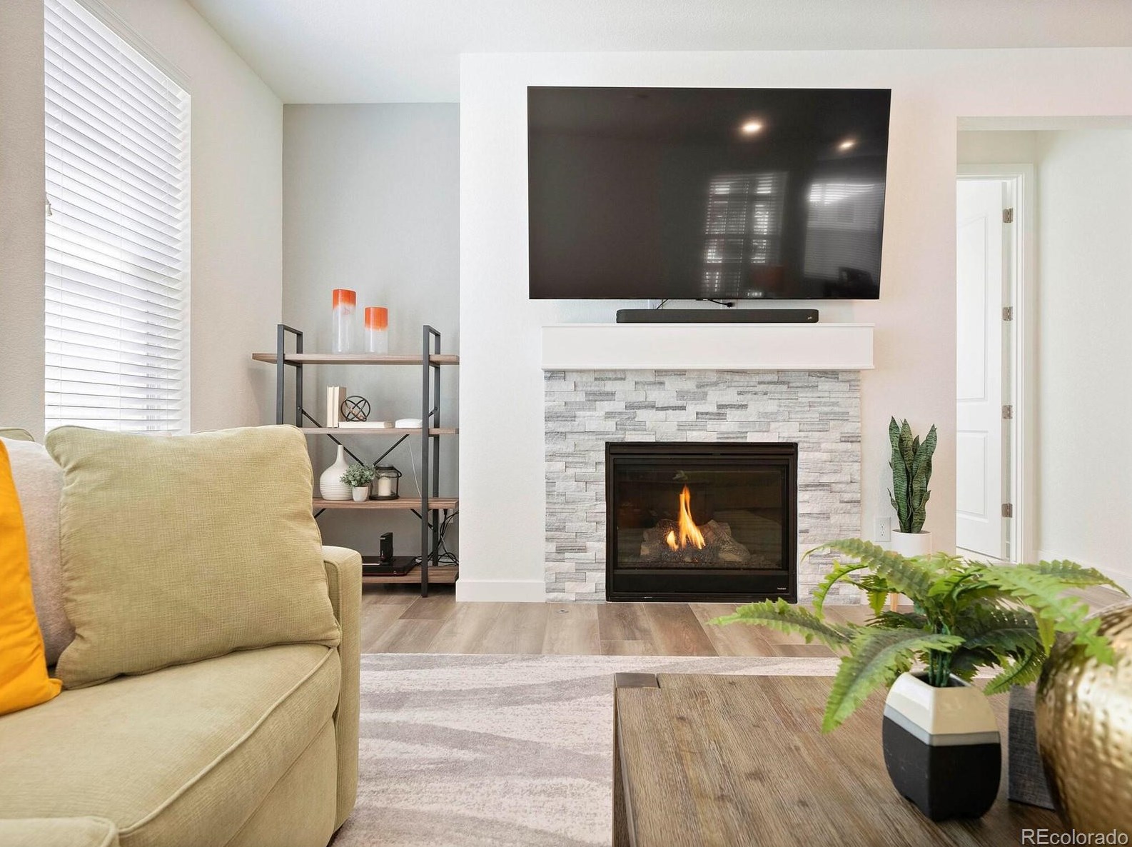 8584 Quemoy St, Denver CO  80016 exterior