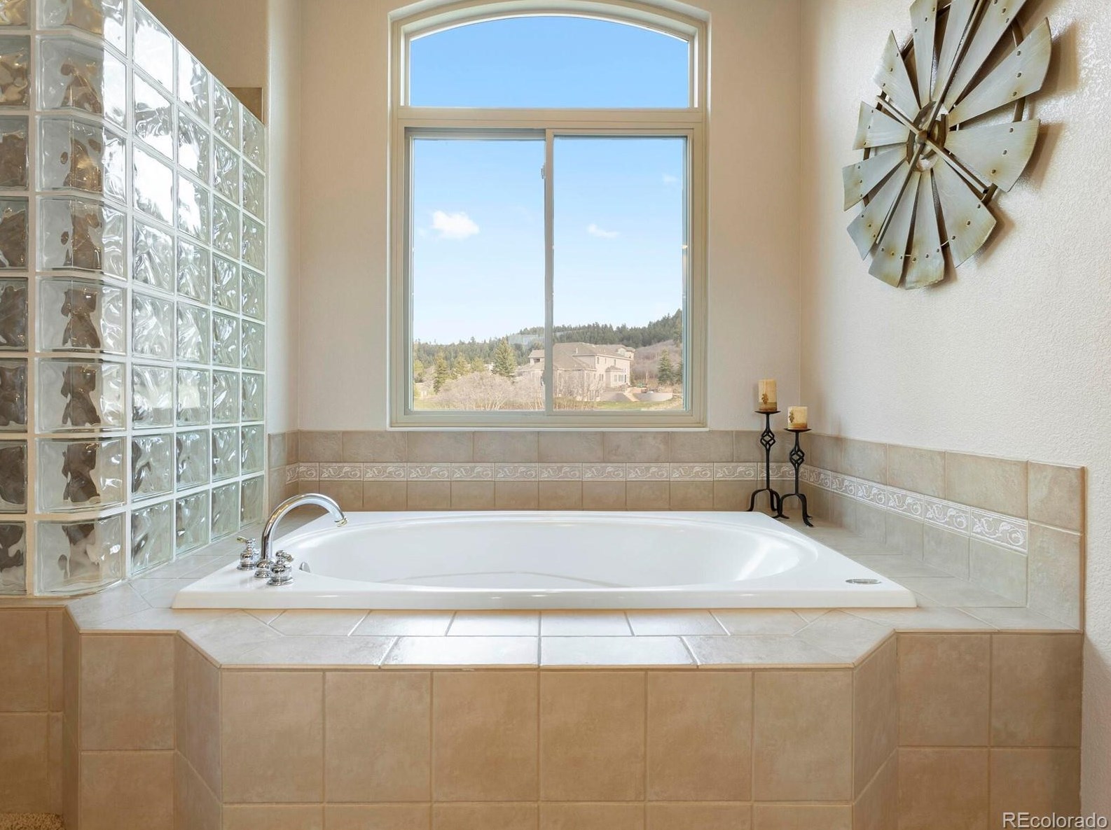 4587 High Spg Rd, Castle Rock CO 80104-7718 exterior