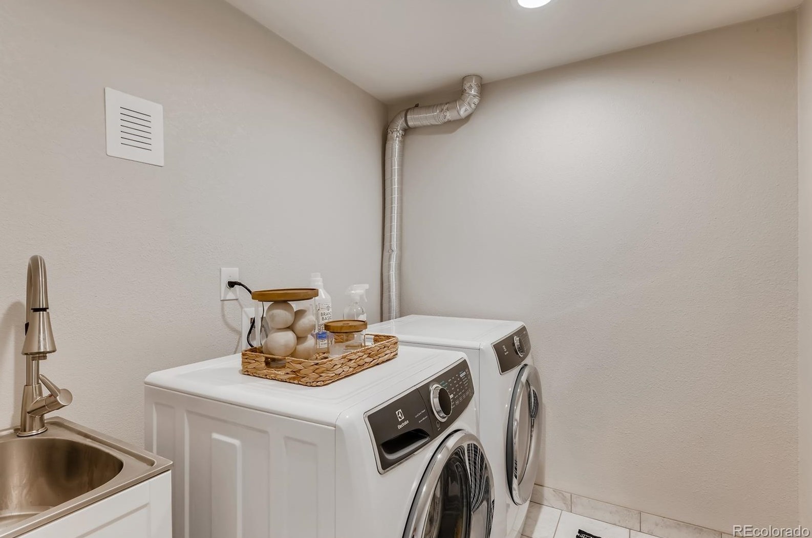 3530 Orchard Rd, Littleton CO 80121-2656 exterior