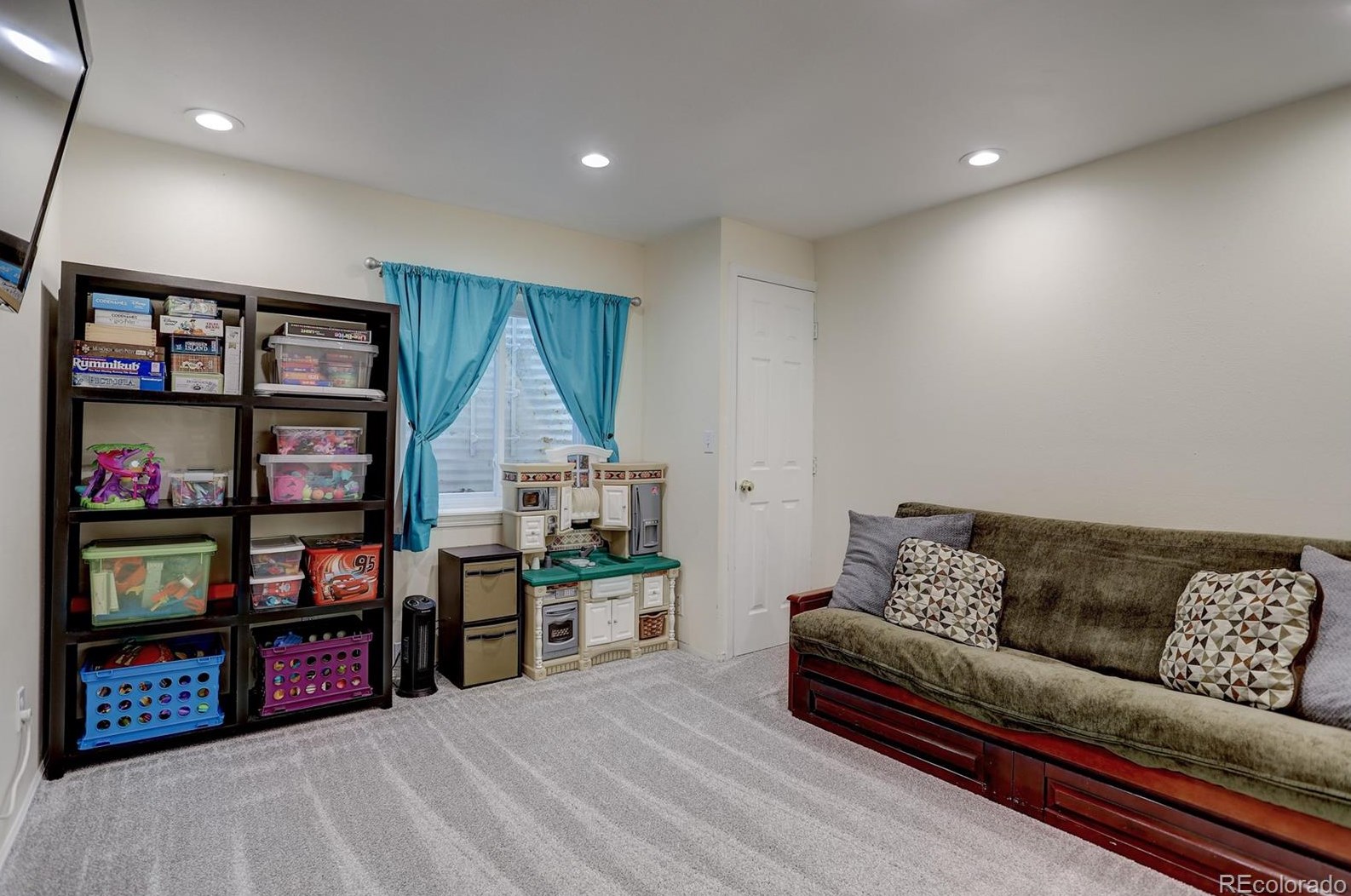 11287 Progress Ave, Littleton CO 80127-1686 exterior