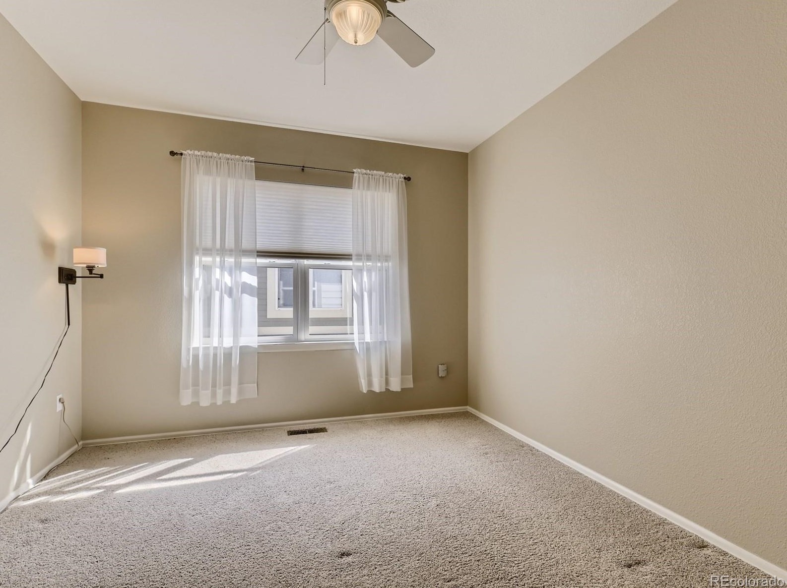 23400 Moraine Pl, Aurora CO  80016-7038 exterior