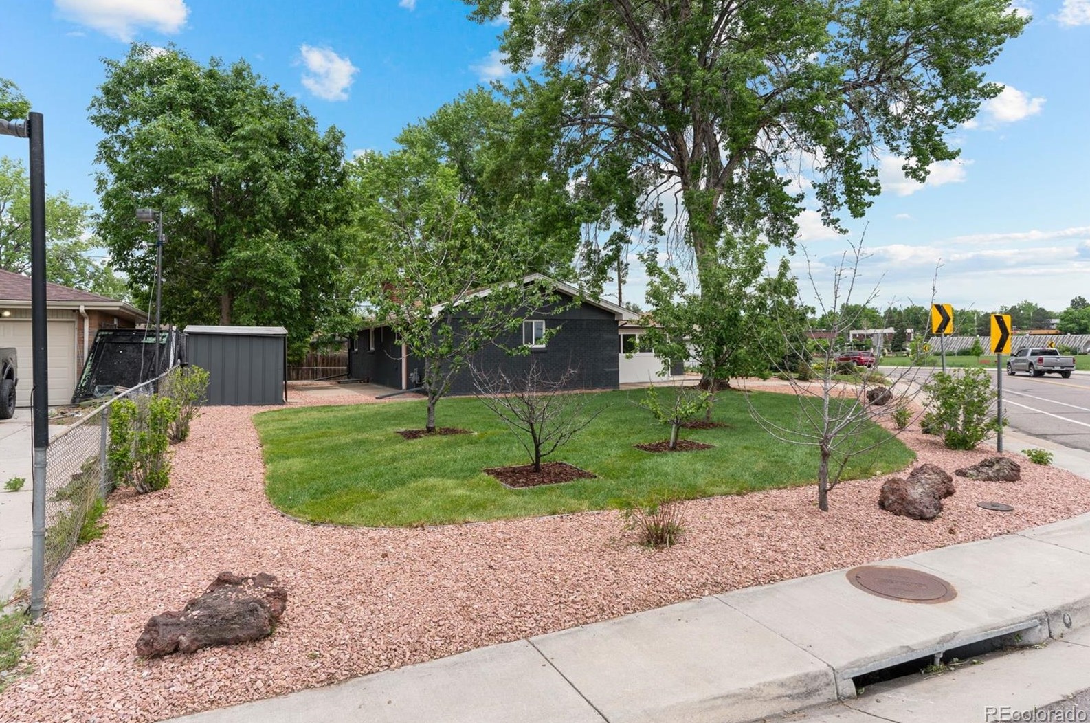 9055 Brk Dr, Arvada CO  80004-5319 exterior